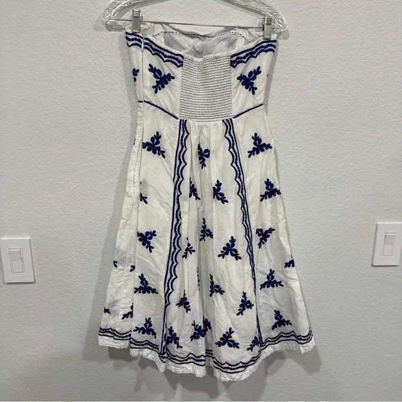 Anthropologie Moulinette Soeurs Embroidered Strapless Lidia linen dress size 2 - Picture 4 of 11